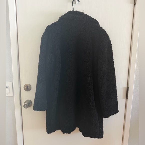 American Eagle Outfitters Black Teddy Jacket - Picture 3 of 3